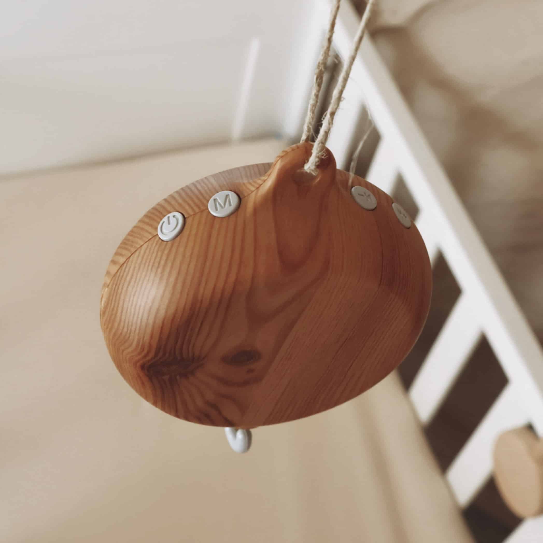 Boîte à Musique Mobile Pour Berceau - 35 Mélodies, Design Bois, Rotation Et Lumière, Fonctionne Sur Piles - Pour Aider Bébé à S'endormir
